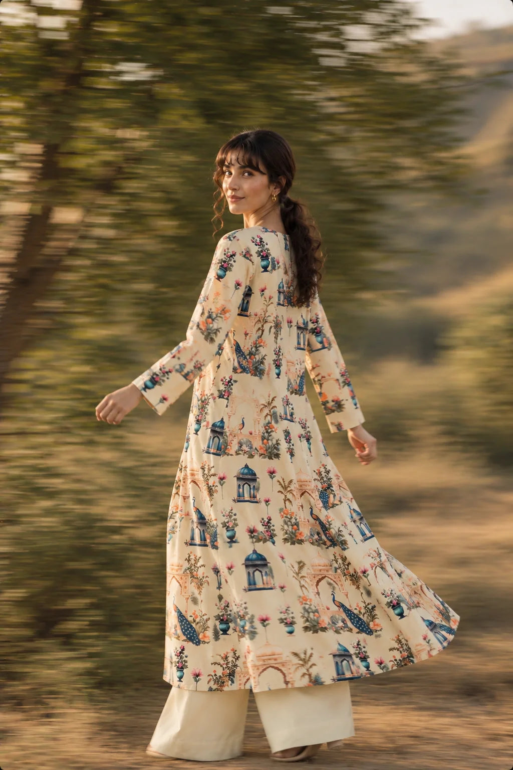 Ivory Courtyard Garden Print Long Kurta